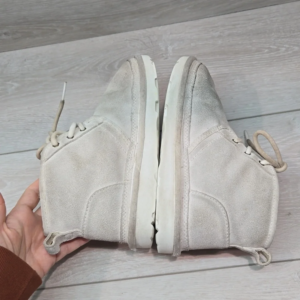 Ugg Australia Kids Girls High Top Leather Sheepskin sneakers shoes boots sz 1